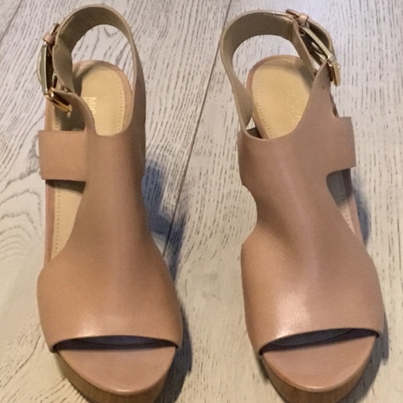 Michael Kors Wedge Sandals NWOT - Picture 5 of 6